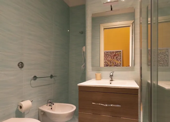 Trinita In Toledo Street 4*