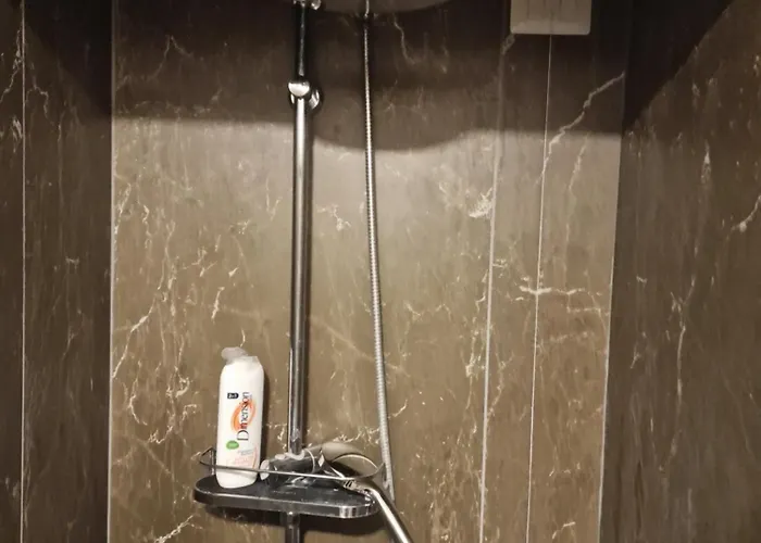 Trinita In Toledo Street בית הארחה